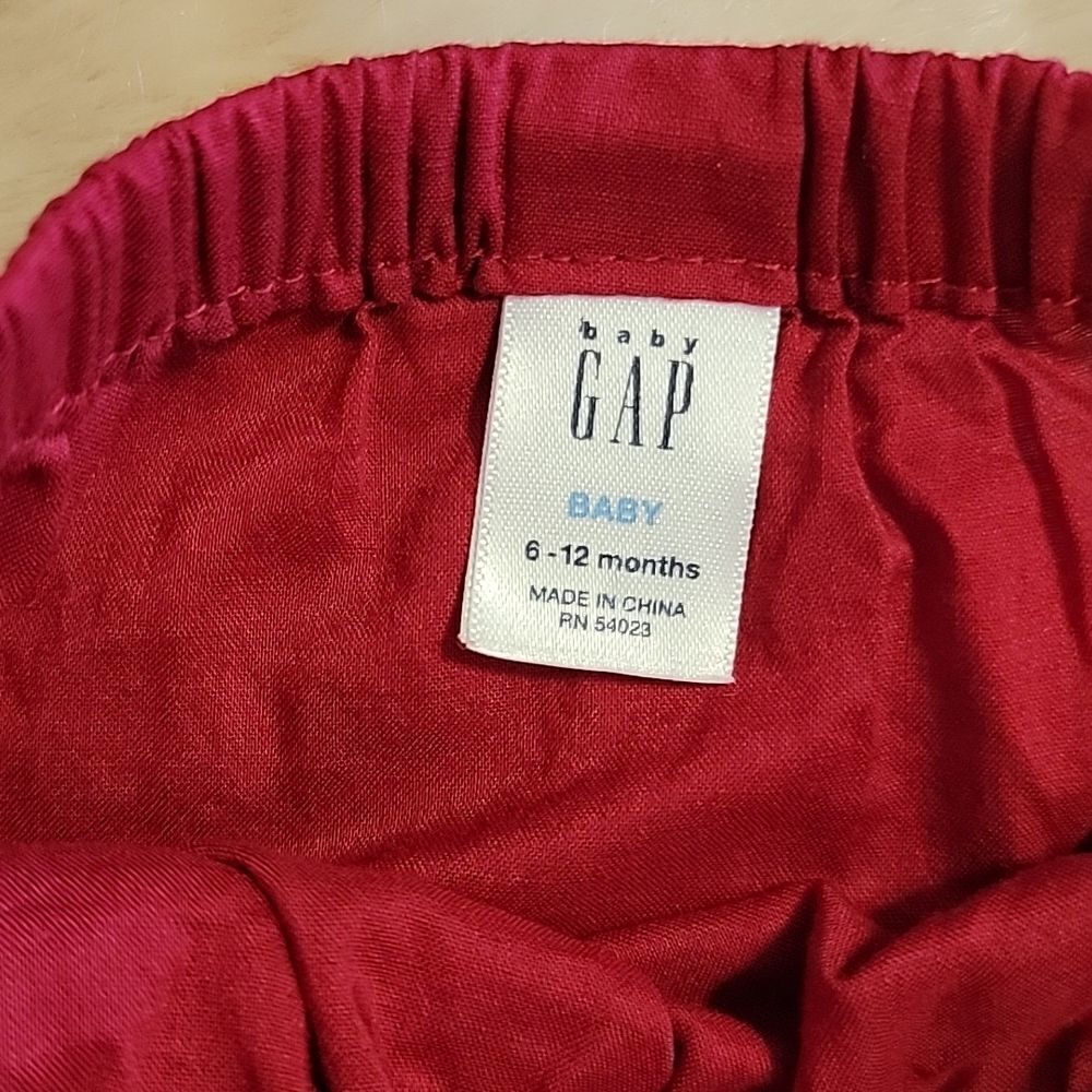GAP 2-PIECE RED CORDUROY JUMPER DRESS WITH BLOOMERS, SIZE 6-12 MONTHS - Picture 11 of 11